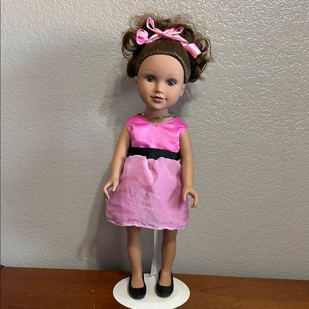 2015 Geoffrey Journey Girls Doll Brown Hair & Green Eyes